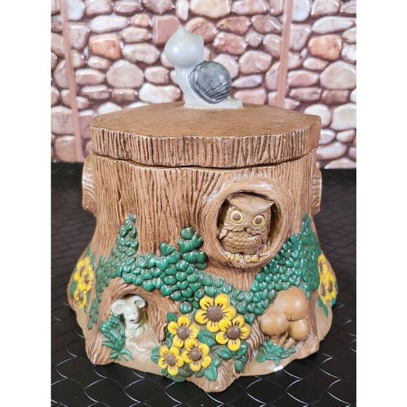 Vintage Rare Hand Painted Ceramic Cookie Jar Gnome Tree House W/ Snail Mushroom - Picture 5 of 14
